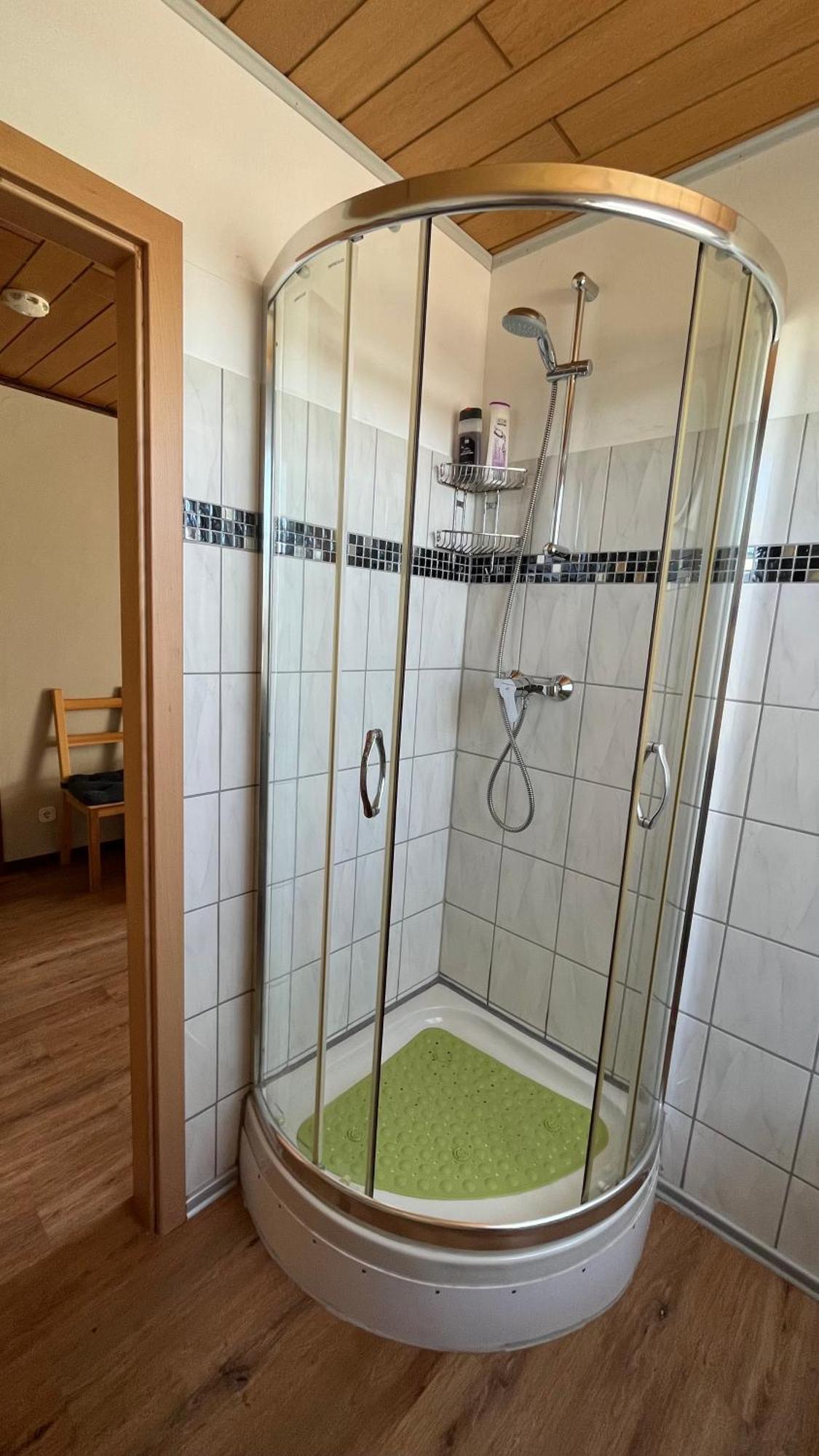Franky House Am Nuerburgring Bed & Breakfast Quiddelbach Bagian luar foto
